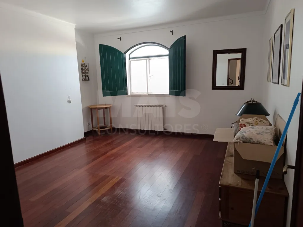 Moradia T4 em Alpiarça