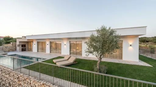 Moradia T3 Térrea com Piscina, Carvalhal Benfeito – Santa Catarina