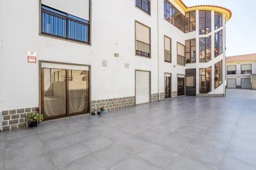 Apartamento T3 em Condomínio Fechado a 5min da Praia