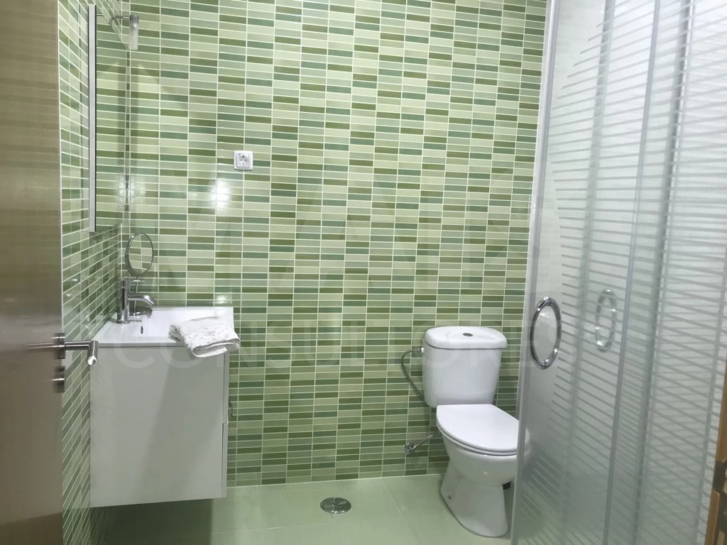Excelente moradia T4 (4 suites) a 50 minutos de Lisboa
