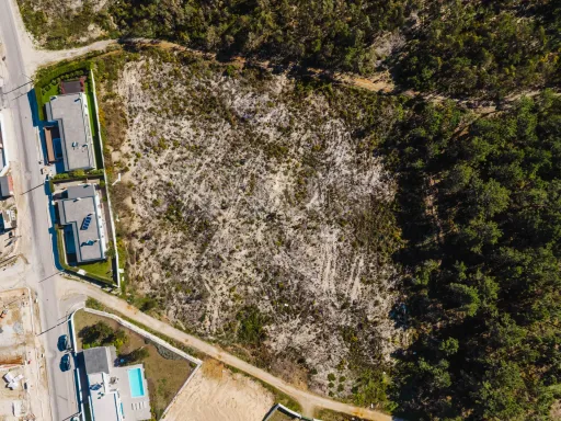 Terreno com Viabilidade para 7 Moradias | Salir do Porto