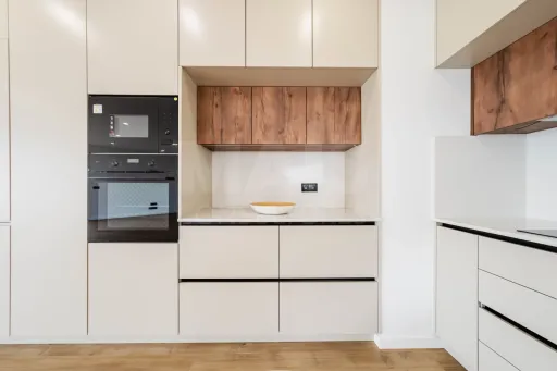 Moradia V3  moderna com piscina, vista de campo e excelente localização  Matas – Lourinhã