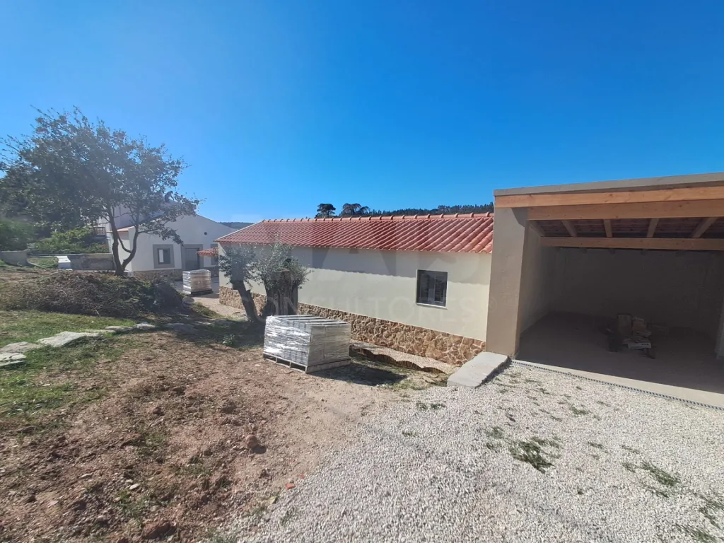 Moradia T1+1 Remodeladas a 10 minutos da cidade