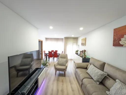 Arruda, T3 com varandas, garagem e arrecadação Quinta da Ponte e Costa
