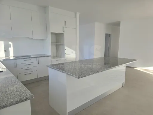 Moradia nova com piscina | Caldas da Rainha