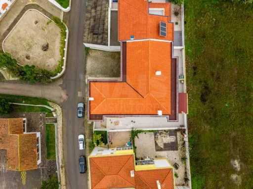 🏡 Apartamento T3 Duplex com Conforto de Moradia – Excelente Estado!