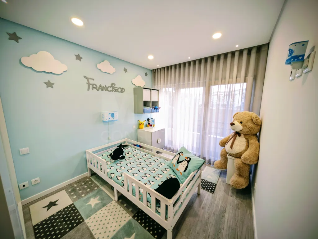 Arruda, 3 bedrooms with balconies, garage and storage room