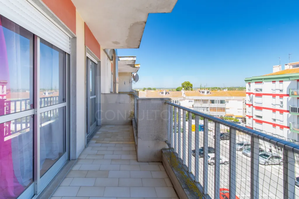 Apartamento T3 no centro de Samora Correia