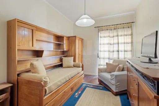 2 bedroom apartment in the center of Peniche