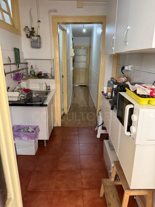 Prédio com 5 fracções no centro de Lisboa