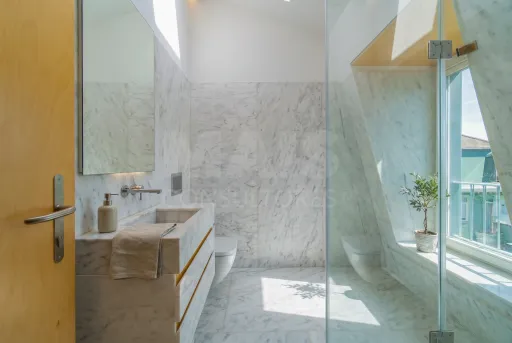 One-Bedroom Architectural Duplex with Terrace