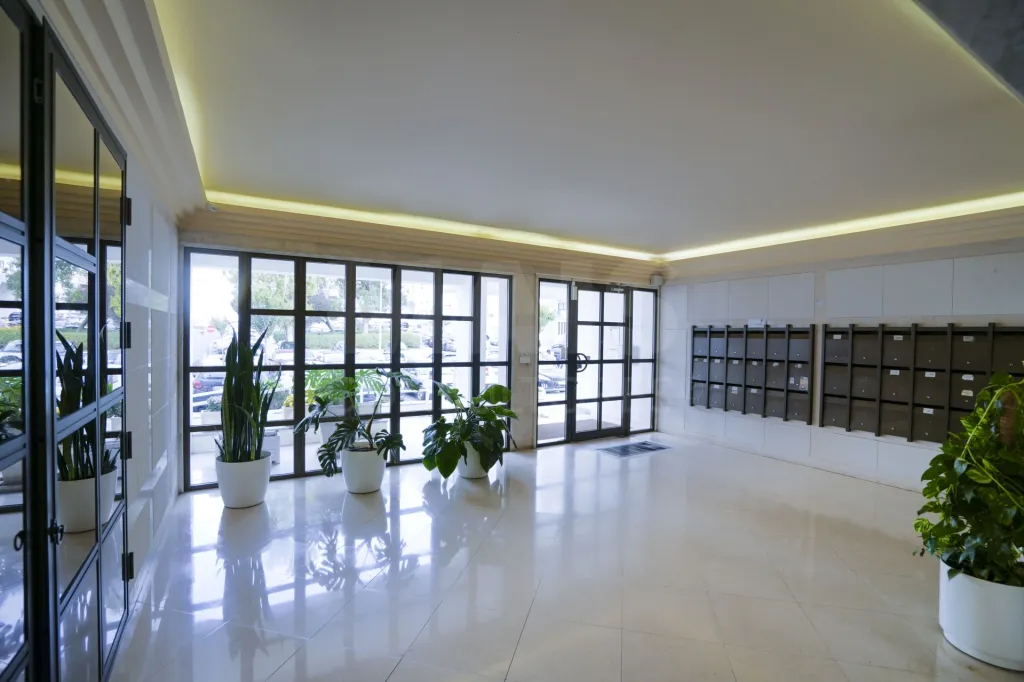 Apartamento T4  Massamá na Praceta Cesário Verde