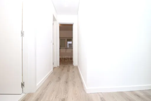 Fully Renovated 3-Bedroom Ground-Floor Apartment with Patio in Samora Correia
