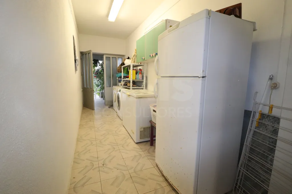 Moradia Térrea T2+1 com Garagem, sótão e terreno com 500 m2 em Vale Mansos, Coruche