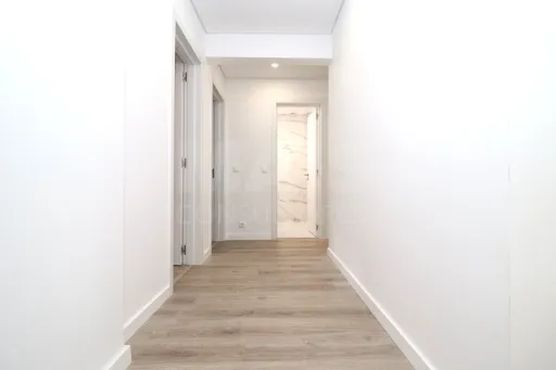 Fully Renovated 3-Bedroom Ground-Floor Apartment with Patio in Samora Correia
