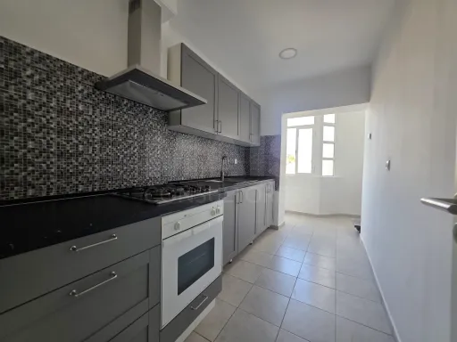 T2+1 remodelado no centro de Queluz |  Equipa Top+