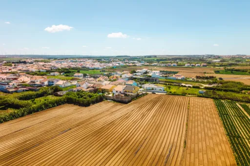 Terreno para Construção em Atouguia da Baleia