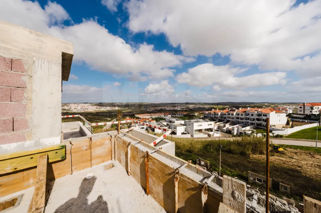 Moradia T3 em Construção com Vista Mar – Areia Branca, Lourinhã