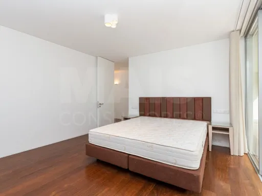 Moradia T4 térrea em Resort exclusivo
