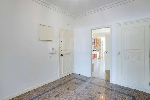 T5 no Lumiar - varandas e garagem