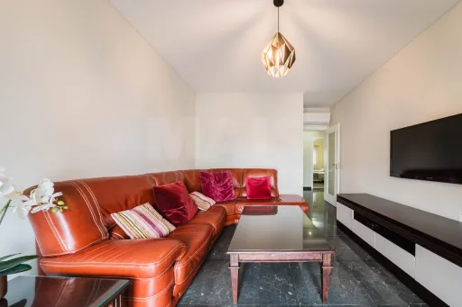 Apartamento recente com piscina e excelente exposição solar junto à praia do Baleal