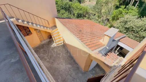 Moradia T5+1 Remodelada com Garagem, Anexo e Vista Panorâmica sobre o Campo -  Merendeiro - Lourinhã