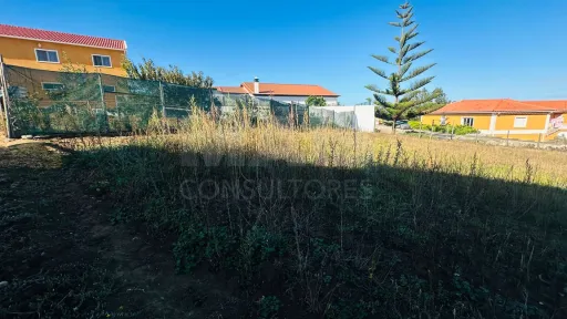 6,042 m² Lot | Building Potential | Santa Bárbara, Lourinhã