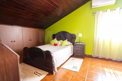 Moradia T3 isolada com Garagem na Branca