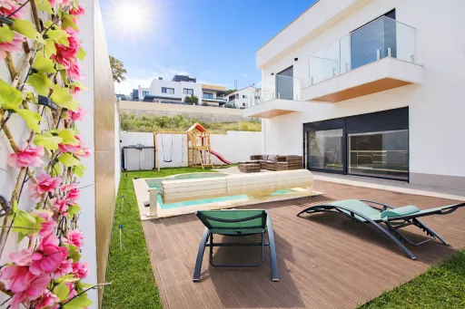 Moradia T5 de Luxo com Piscina