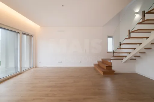 Moradia T3 São Domingos Rana
