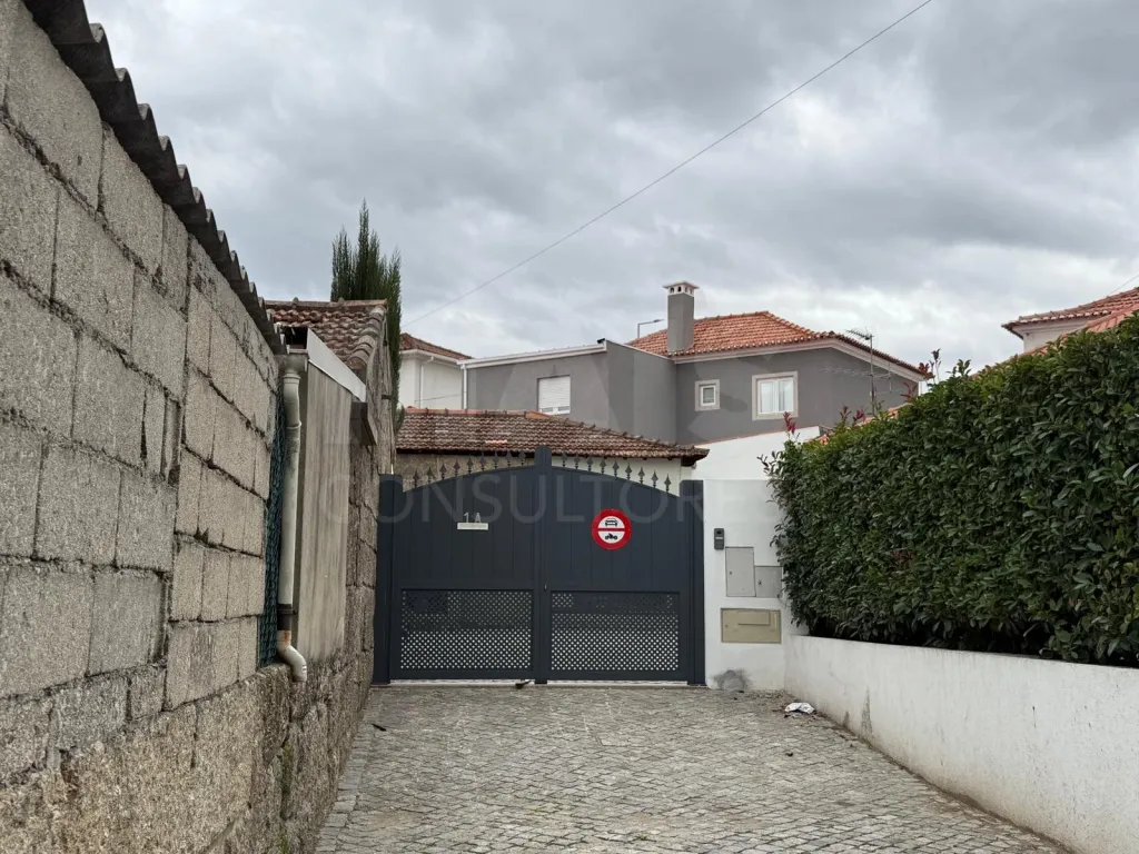 2 Bedroom House with Garden and Annex | Santo Tirso