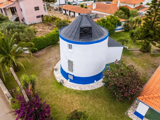 Moinho com vista para a Lagoa de Óbidos