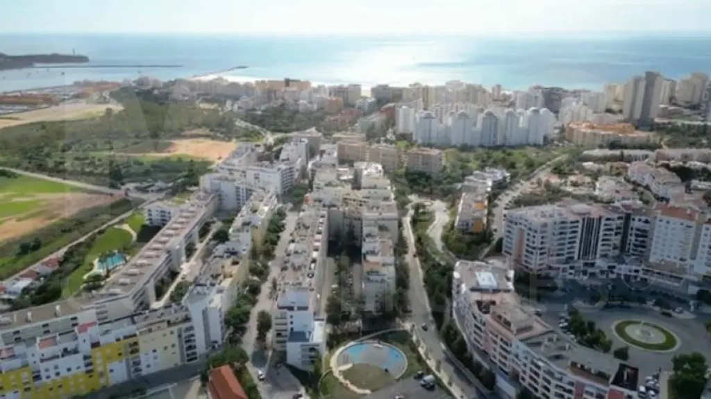 Apartamento T2 com Estacionamento | Próximo da Praia da Rocha – Encosta da Marina  - Portimão