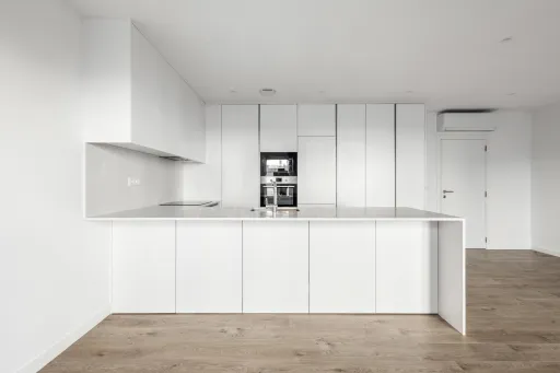 Apartamento T3 Novo com garagem -- Santa Bárbara