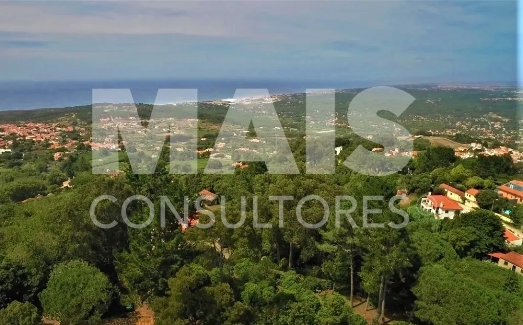 Terreno para Construção com 11640 M2 em Colares, Sintra