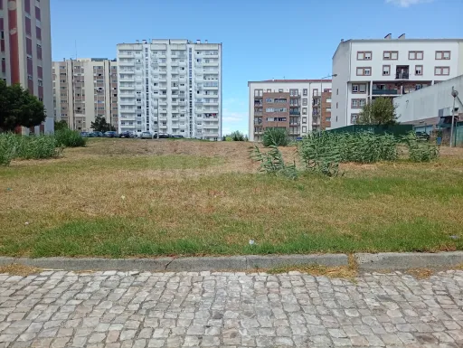 Lotes de terreno urbano para construção de prédios