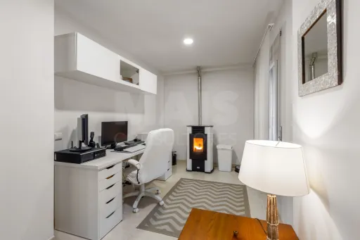 Apartamento T3 Duplex com Garagem em Peniche