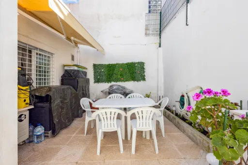Moradia T2 com quintal em Peniche
