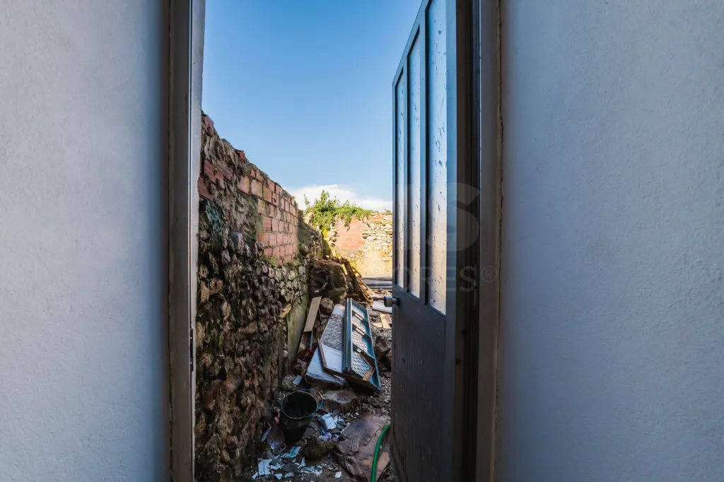 Moradia Térrea T2+1 c/ 2 casas de banho e logradouro