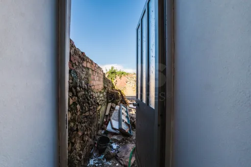 Moradia Térrea T2+1 c/ 2 casas de banho e logradouro