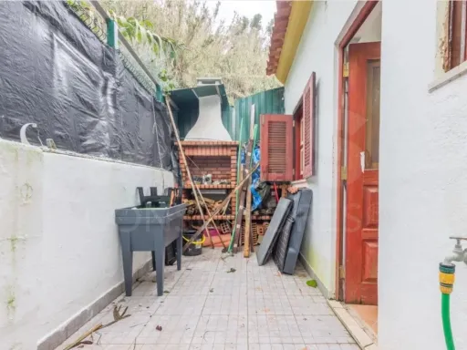 Onde o Mar é o seu Quintal: Refúgio Charmoso junto à praia de São João da Caparica