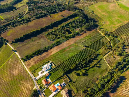 Terreno de 7240m2 com vista deslumbrante para a Serra do Montejunto