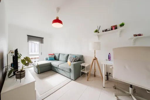 Renovated 2-Bedroom Apartment with Ocean View in Peniche