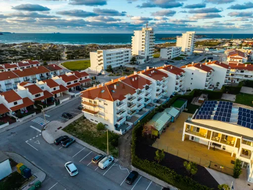 Excelente apartamento T0+2 no Sol Village I, a apenas 500 metros da magnífica praia do Baleal.
