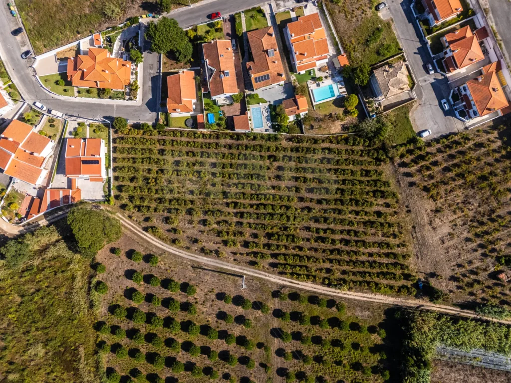 Terreno c/ 6.048m2 c/ viabilidade de construção nas Gaeiras
