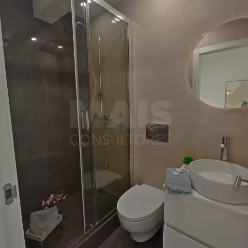 Apartamento T3 Lisboa Benfica com Varanda
