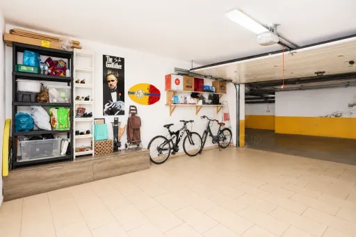 Magnifica moradia T3+2 localizada num condomínio privado, em Boliqueime.