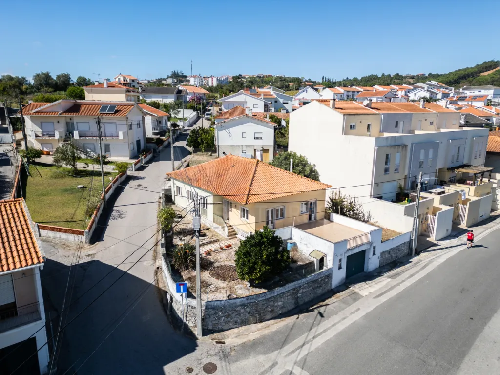 Single-Story 3-Bedroom House with 500 m² Lot | Just Outside Alcobaça