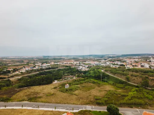 Terreno para construção em Atouguia da Baleia | Uma oportunidade para construir o seu próximo projeto!