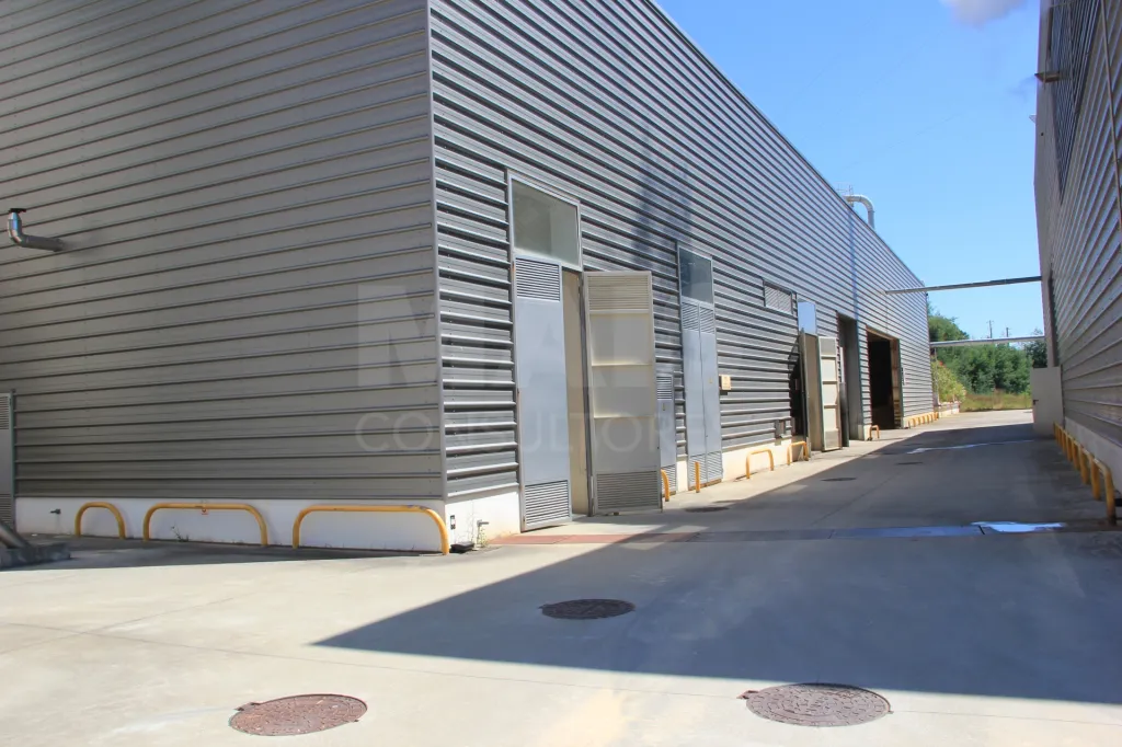 Large Industrial Unit - Gavião Industrial Zone